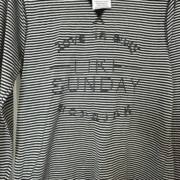 Alternative Apparel Black/White Stripped Long Sleeve Light Weight Shirt Size L - Picture 2 of 6